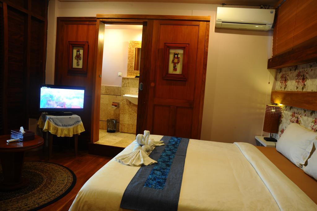Tegal Panggung Guest House Yogyakarta Exterior photo