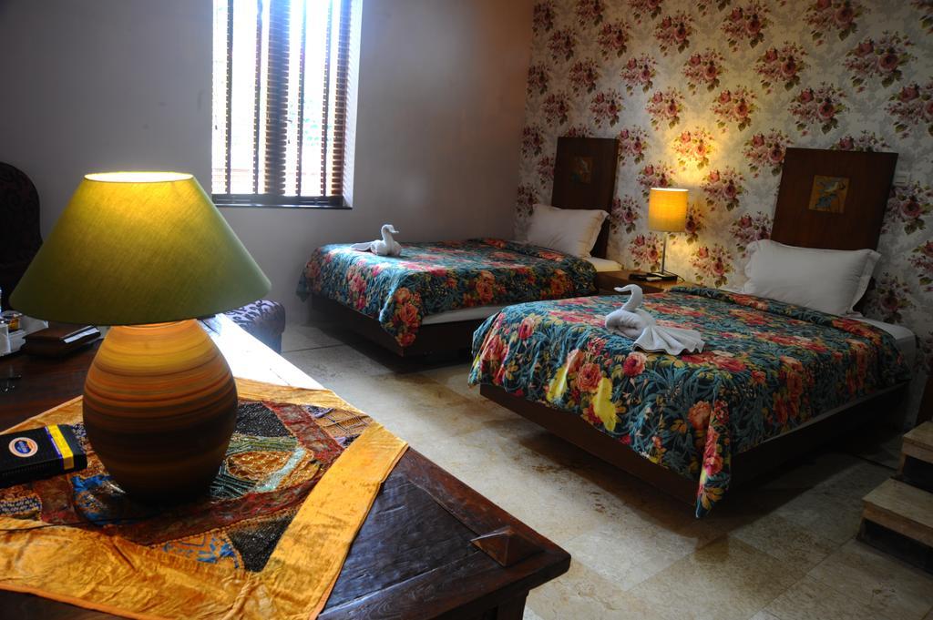 Tegal Panggung Guest House Yogyakarta Exterior photo