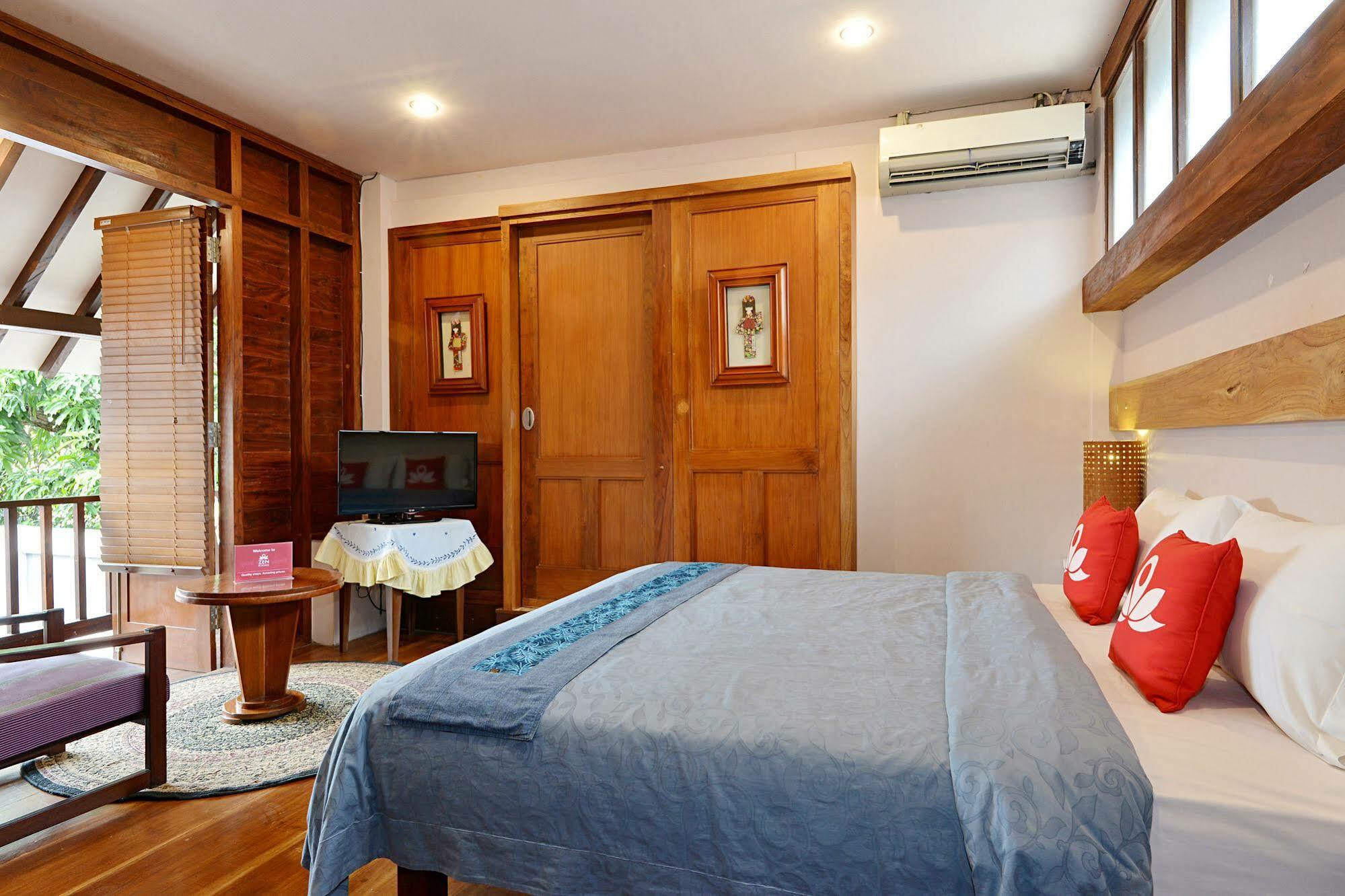 Tegal Panggung Guest House Yogyakarta Exterior photo