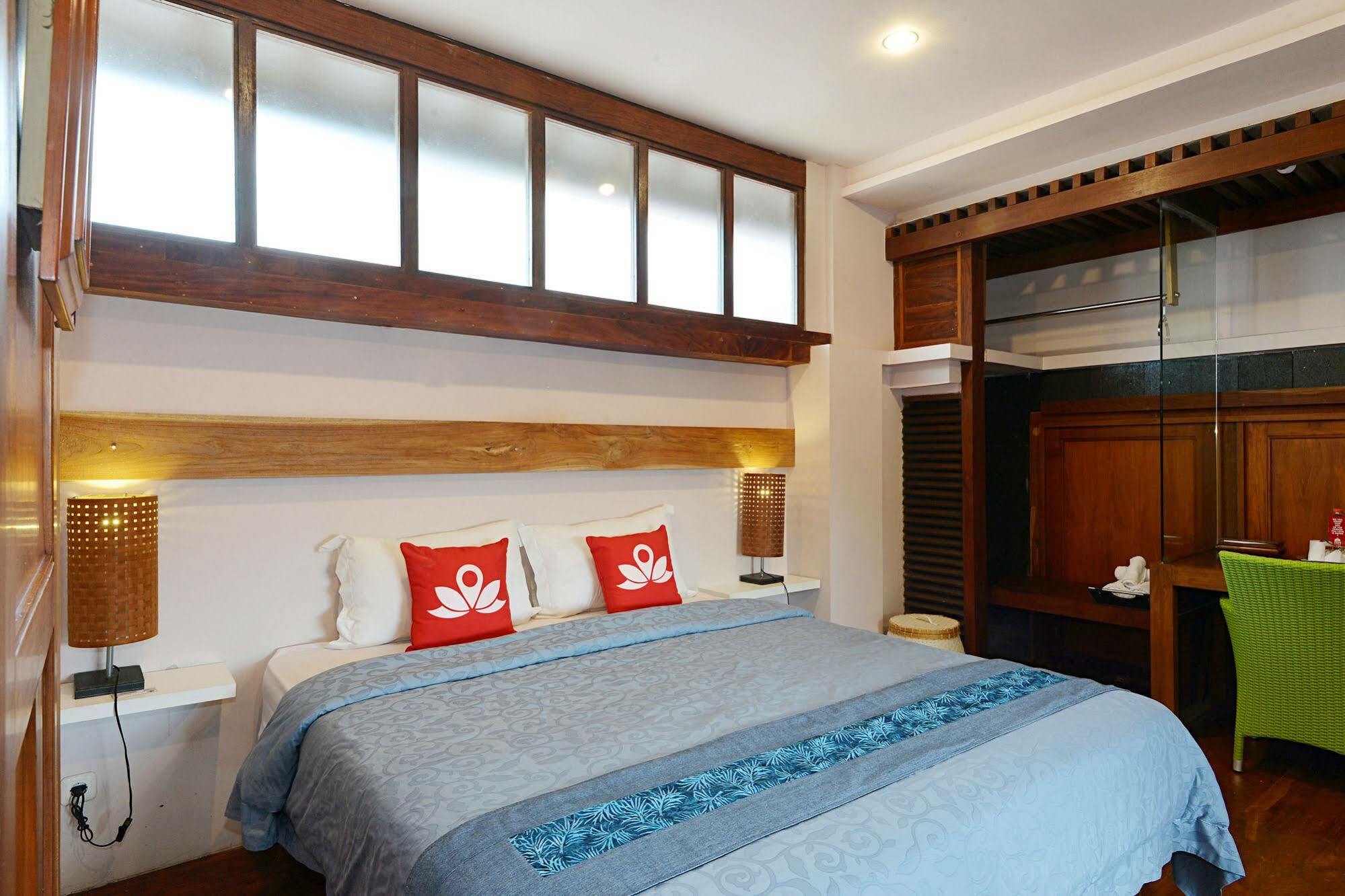 Tegal Panggung Guest House Yogyakarta Exterior photo